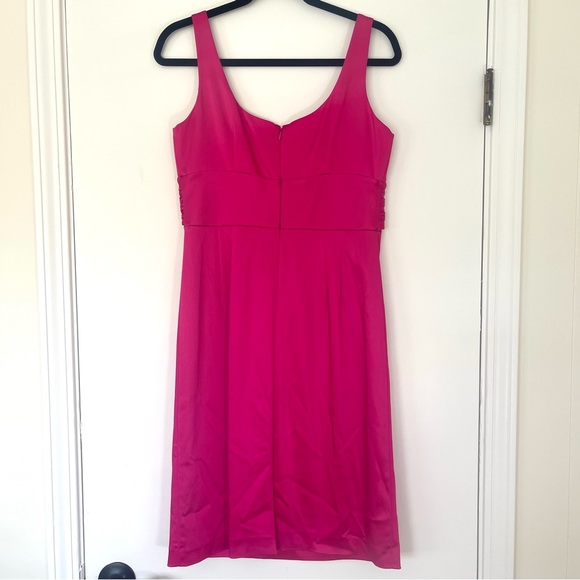 Tahari Arthur S. Levine Fuchsia Satin Sheath Dress with Bow Women's Size 8 - Picture 7 of 9